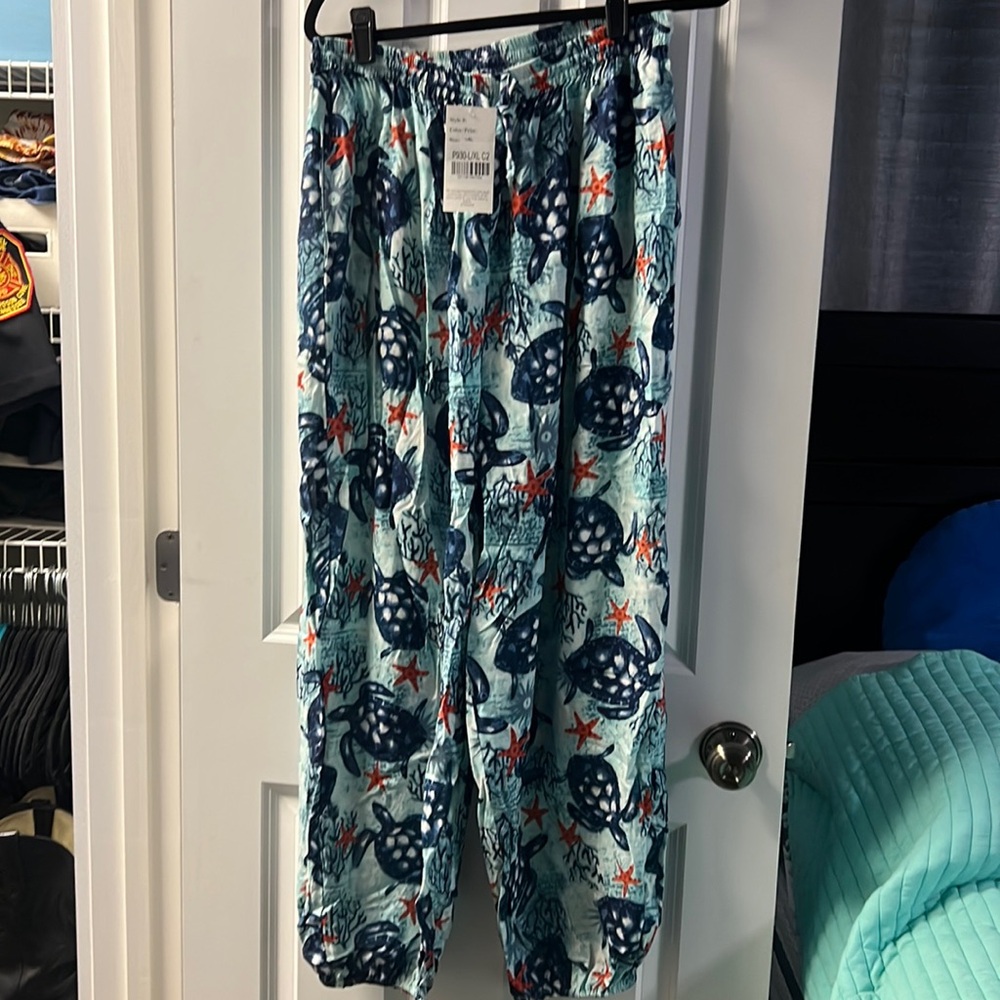 Turtle Pants new with tags